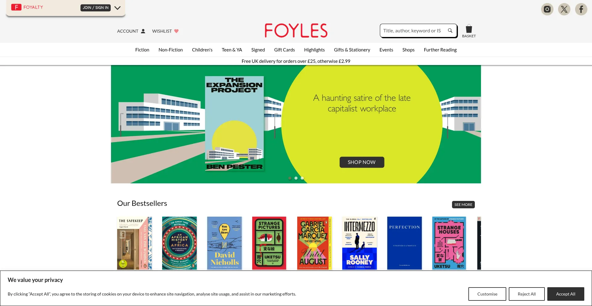 Website screenshot of Foyles.co.uk