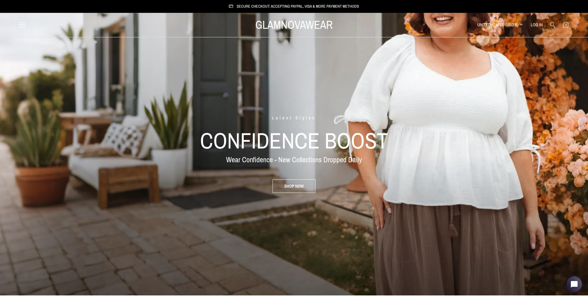 Website screenshot of Glamnovawear.com