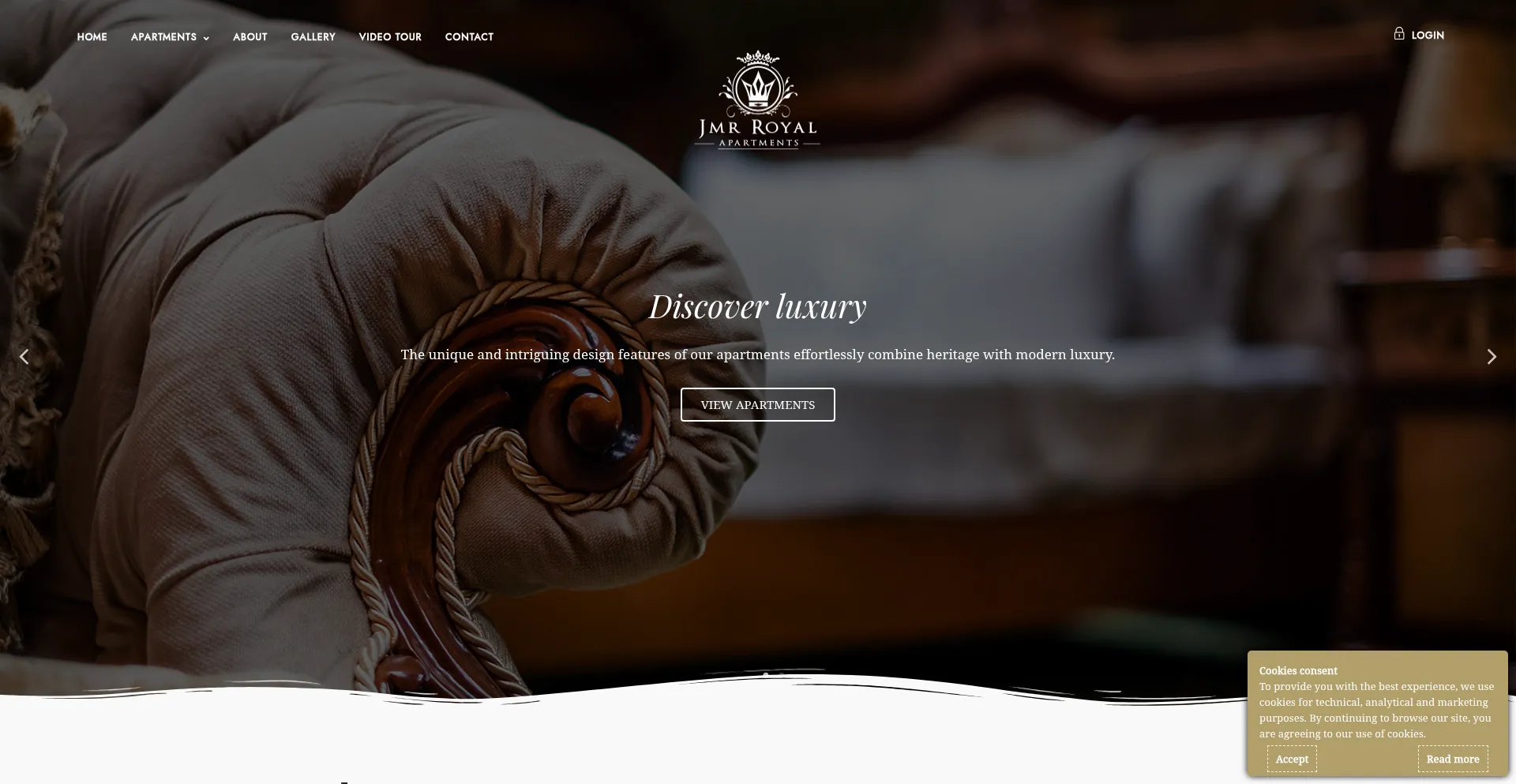 Website screenshot of Jumeirahroyal.com
