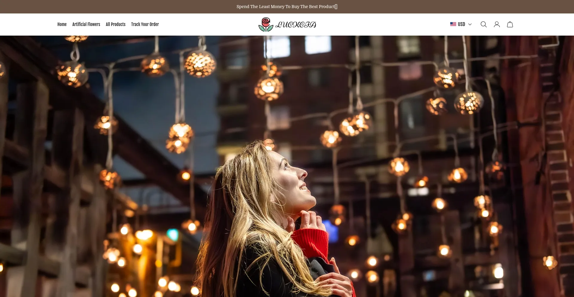 Website screenshot of Luckcia.com