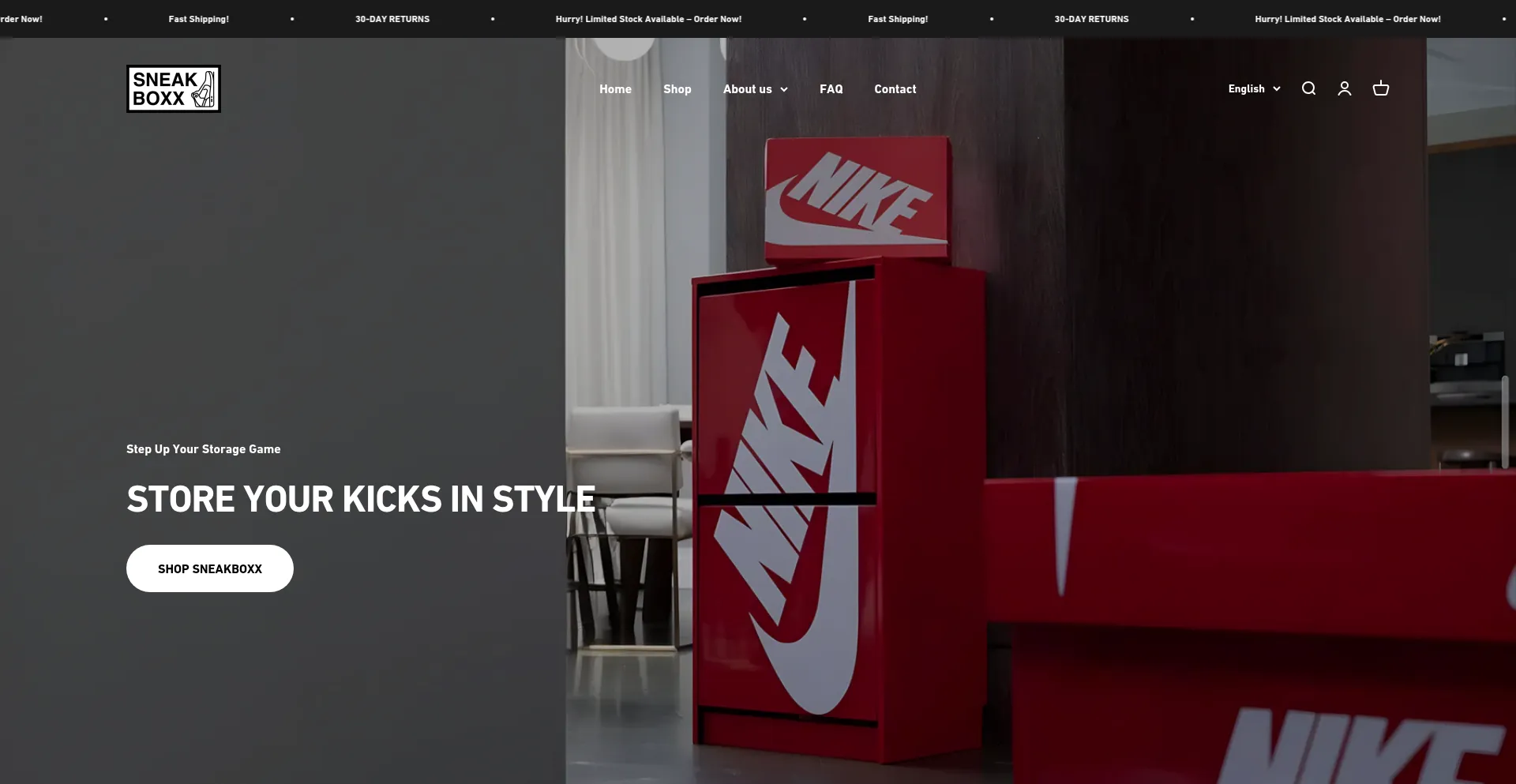 Website screenshot of Sneakboxx.com