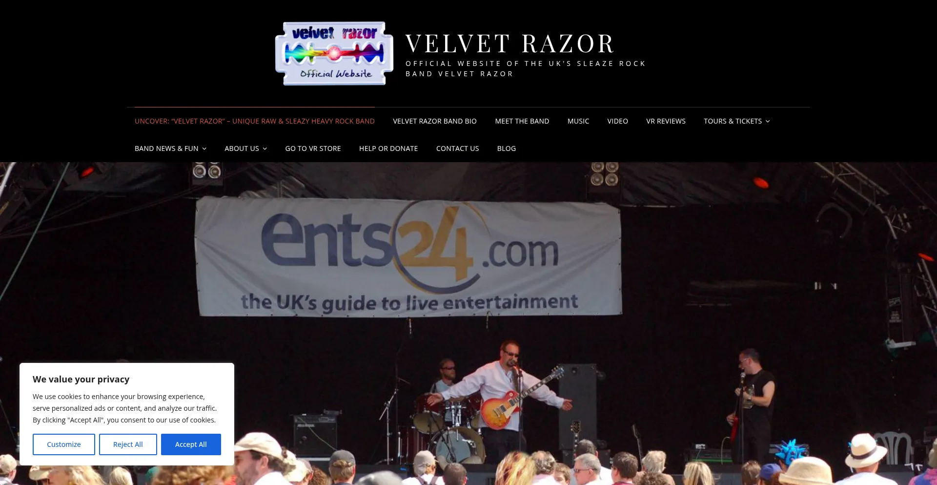 Website screenshot of Velvetrazor.com